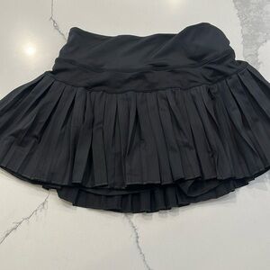 Black goldhinge skirt xs never worn